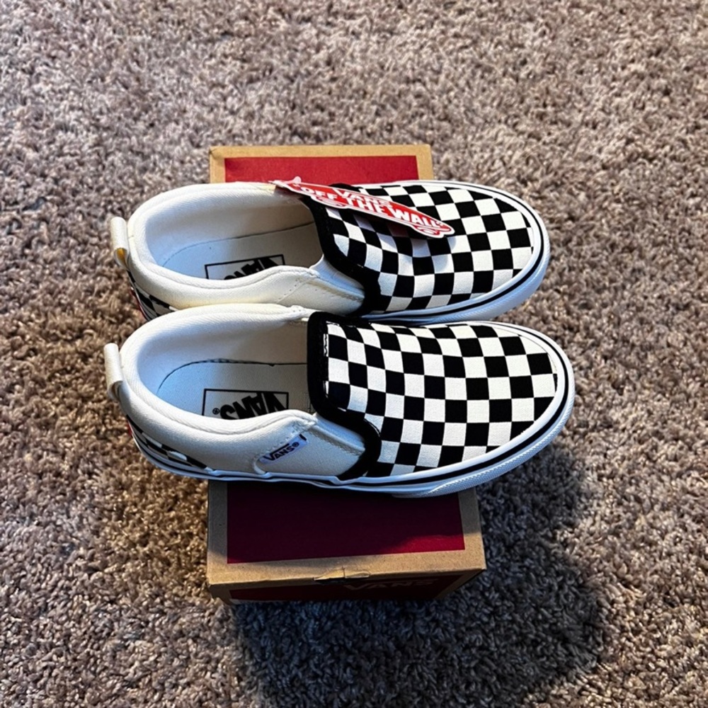 Vans Kids Asher Checkerboard Slip on Sneaker Black and Off White